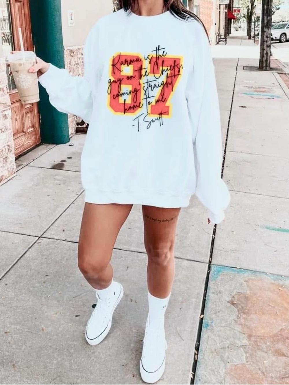 Sweatshirt